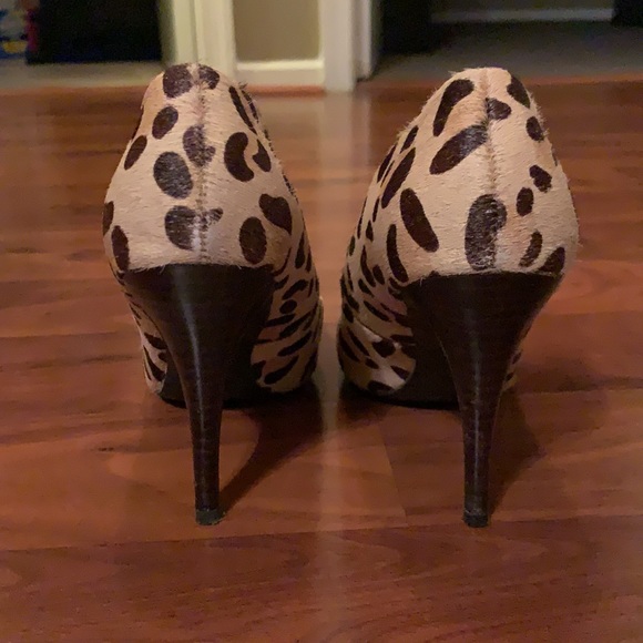 Heels - Picture 3 of 3